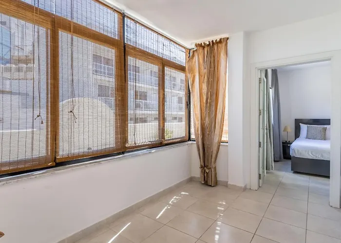 Large Terrace Penthouse * Sliema