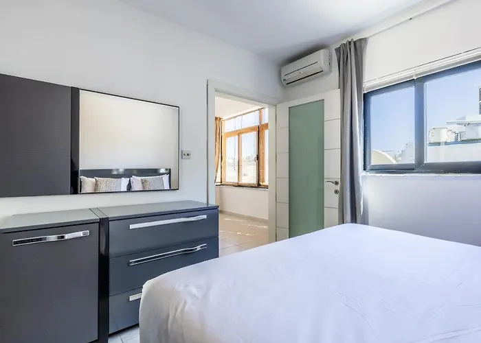 Large Terrace Penthouse Appartement