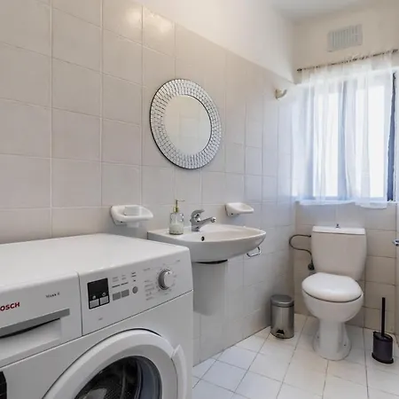 Large Terrace Penthouse סליאמה